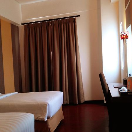 Grand Imawan Hotel Makassar Eksteriør billede